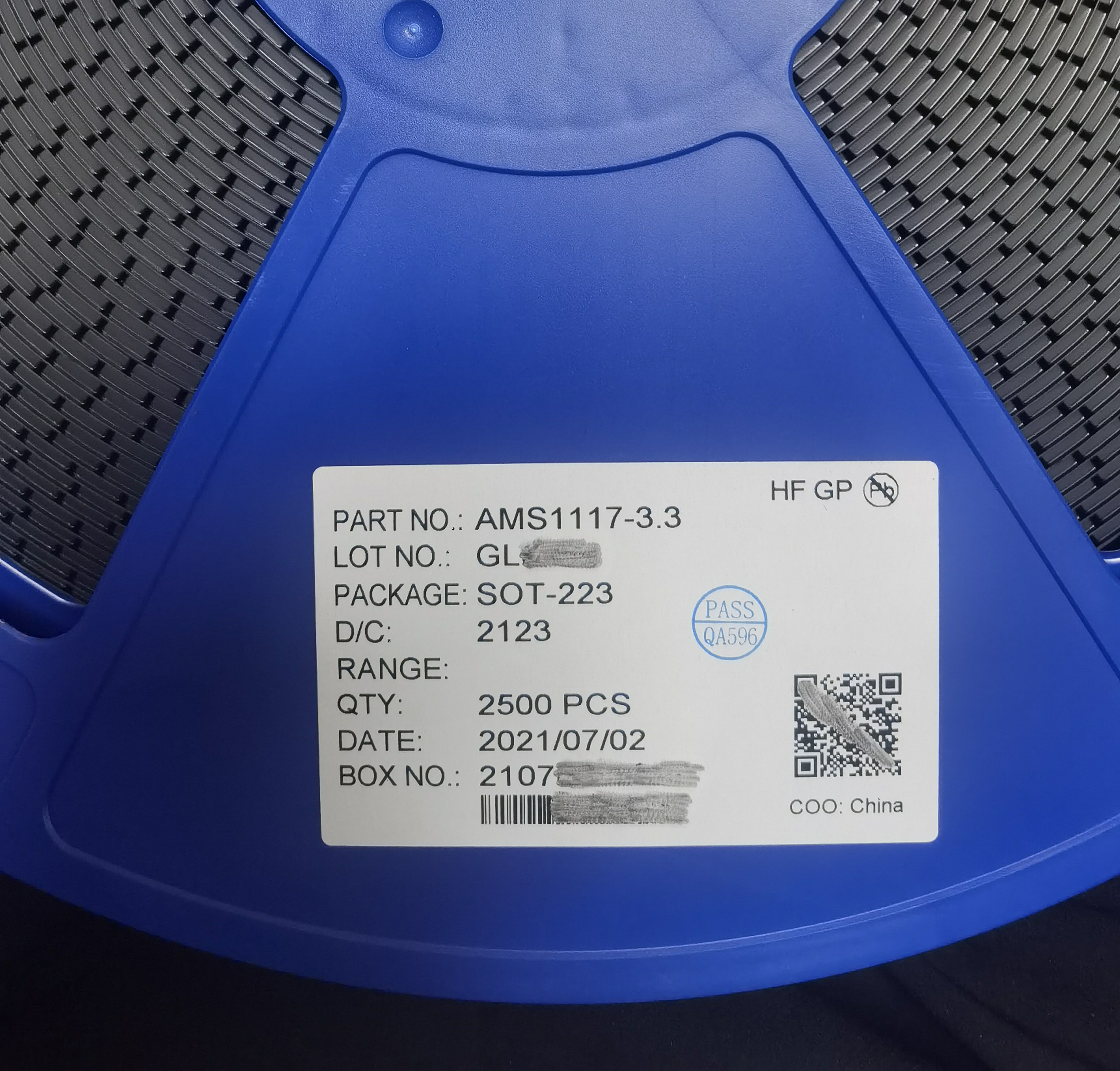 AMS1117-3.3